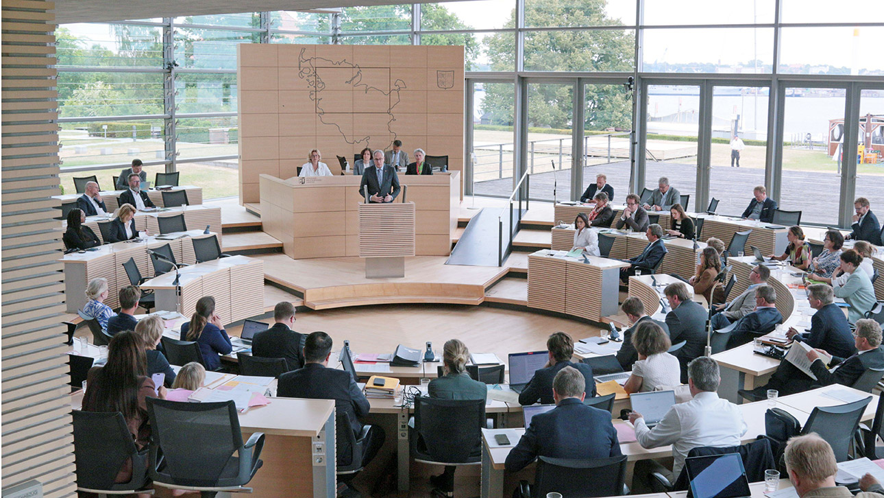 DDR Aufstand Plenum Landtag Plenarsaal Landtagstagung