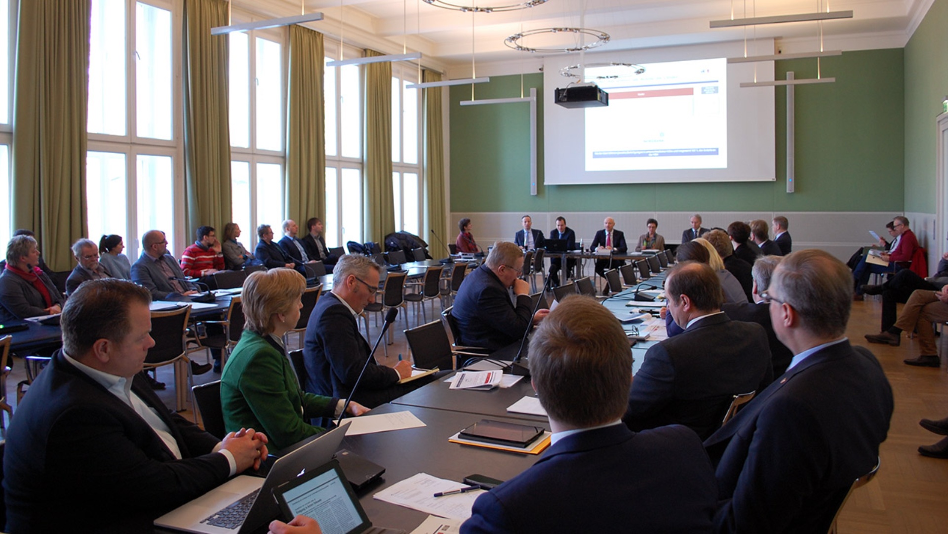 18_03_01_hsh_finanzausschuss_jw © Foto: Landtag, Janine Wergin Der Finanzausschuss tagt am 1.3.2018 zum Verkauf der HSH Nordbank.