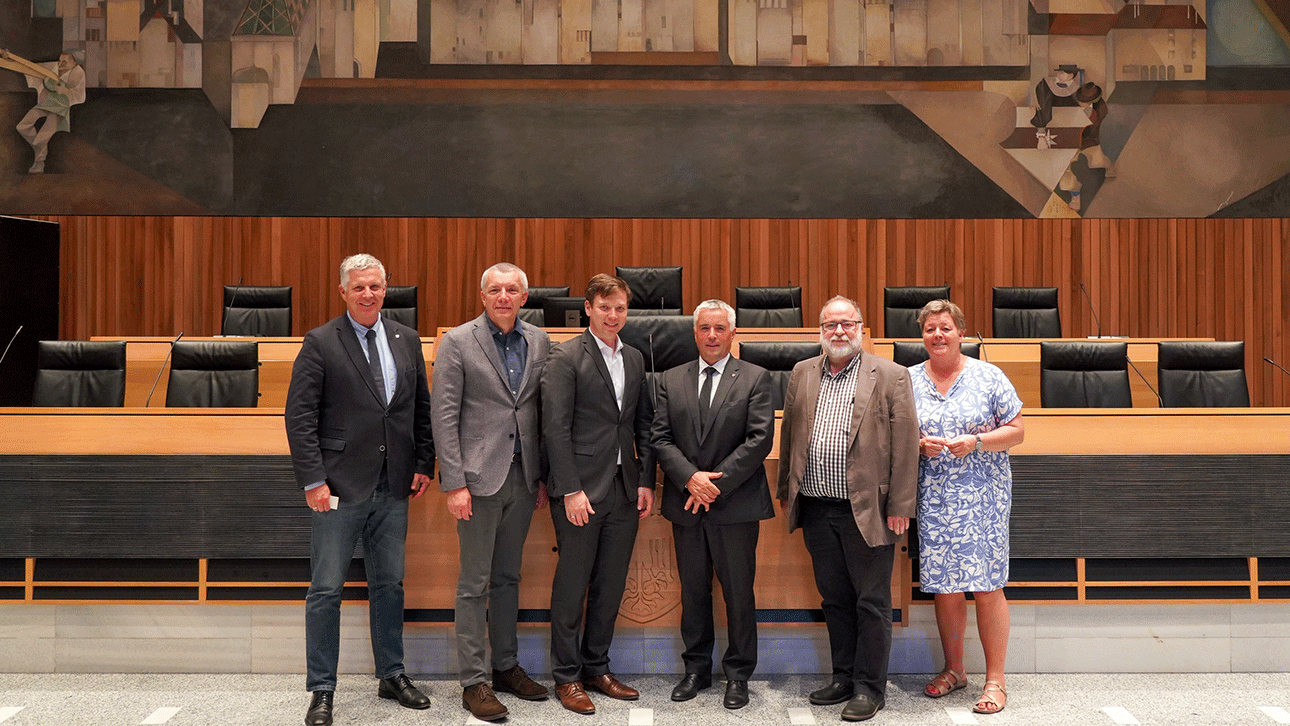 Eine Delegation aus Schleswig-Holstein zu Gast im Südtiroler Landtag