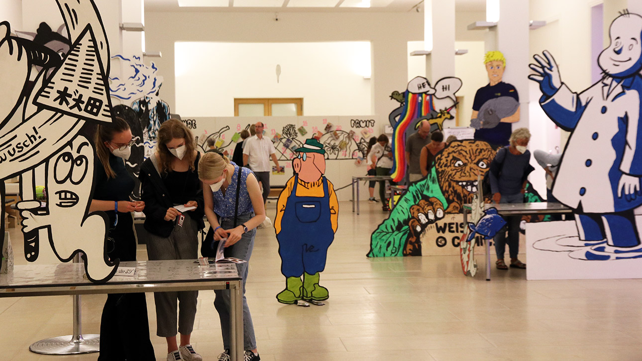 Auch die Comic-Ausstellung ist ein Magnet bei der Museumsnacht im Landtag