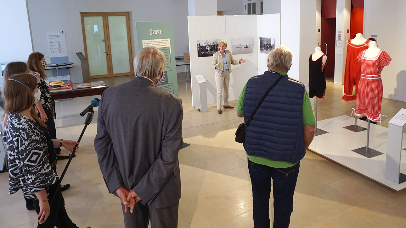 Blick in die Ausstellung zum Thema Seebäderkultur