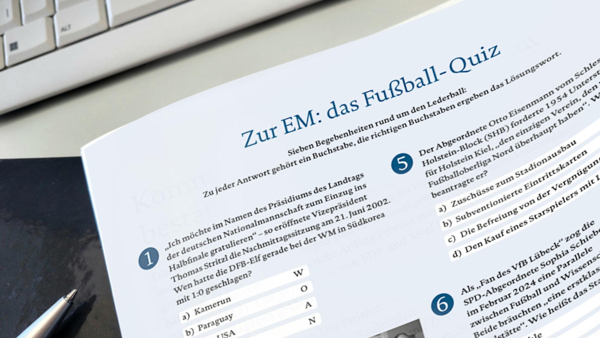 Grafik einer aufgeschlagenen Landtagszeitung