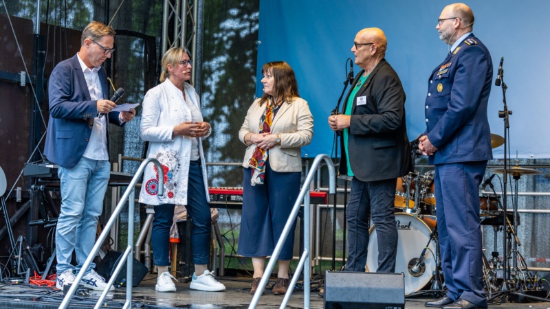 25_06_15_erster nationaler Veteranentag in Kiel am Landeshaus am 15.06.25_SES12176_web_ses © Foto: Landtag, Sönke Ehlers