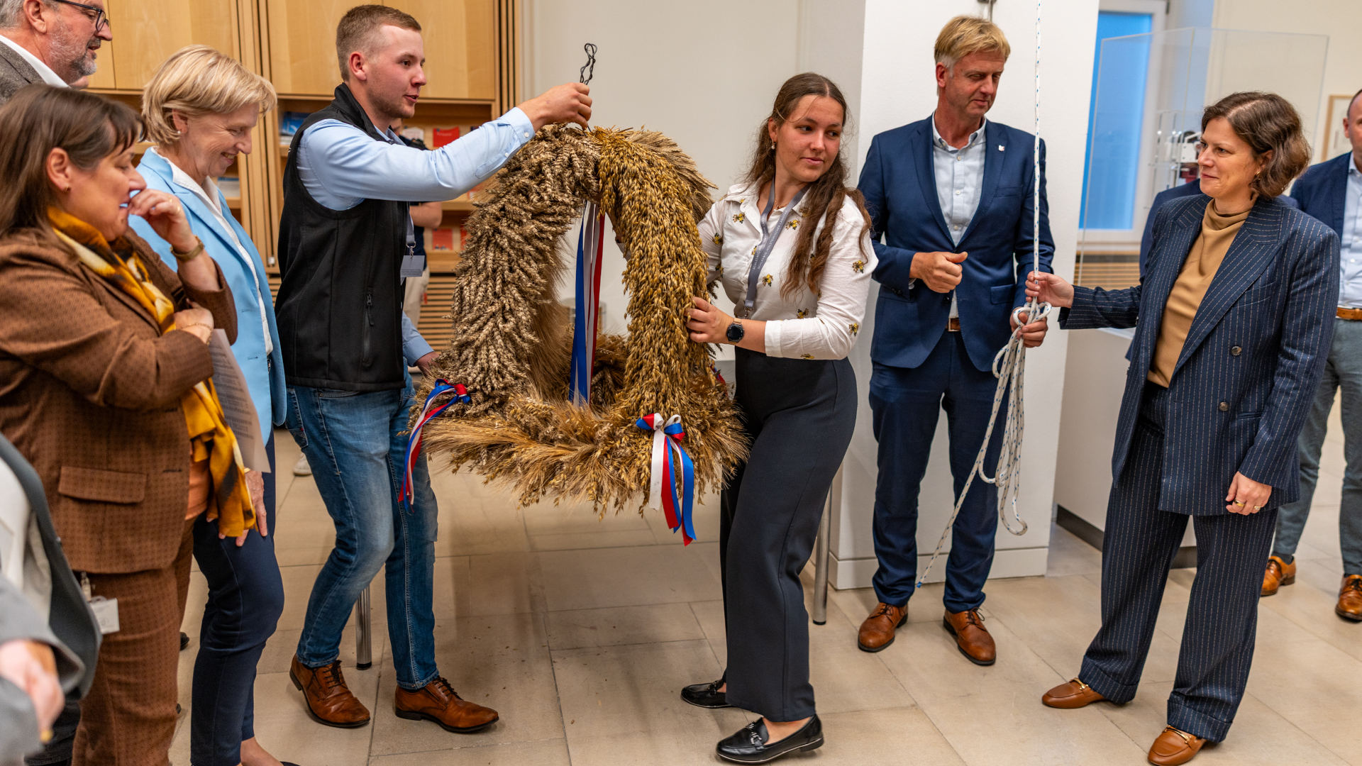 25_09_25_Übergabe der Erntekrone_SES14679_web_ses © Foto: Landtag, Sönke Ehlers