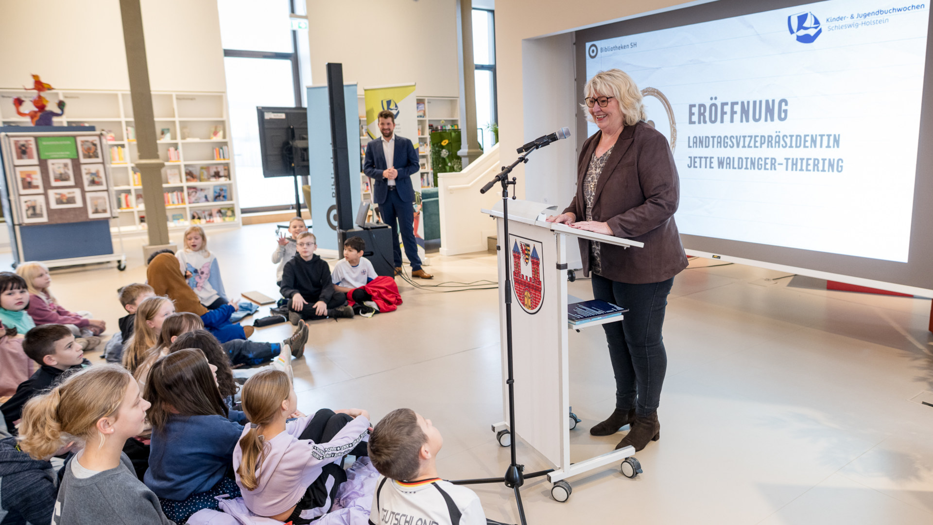 25_11_07_jugendbuchwoche2_waldinger_thiering_philipp_tonn_web © Foto: Philipp Tonn