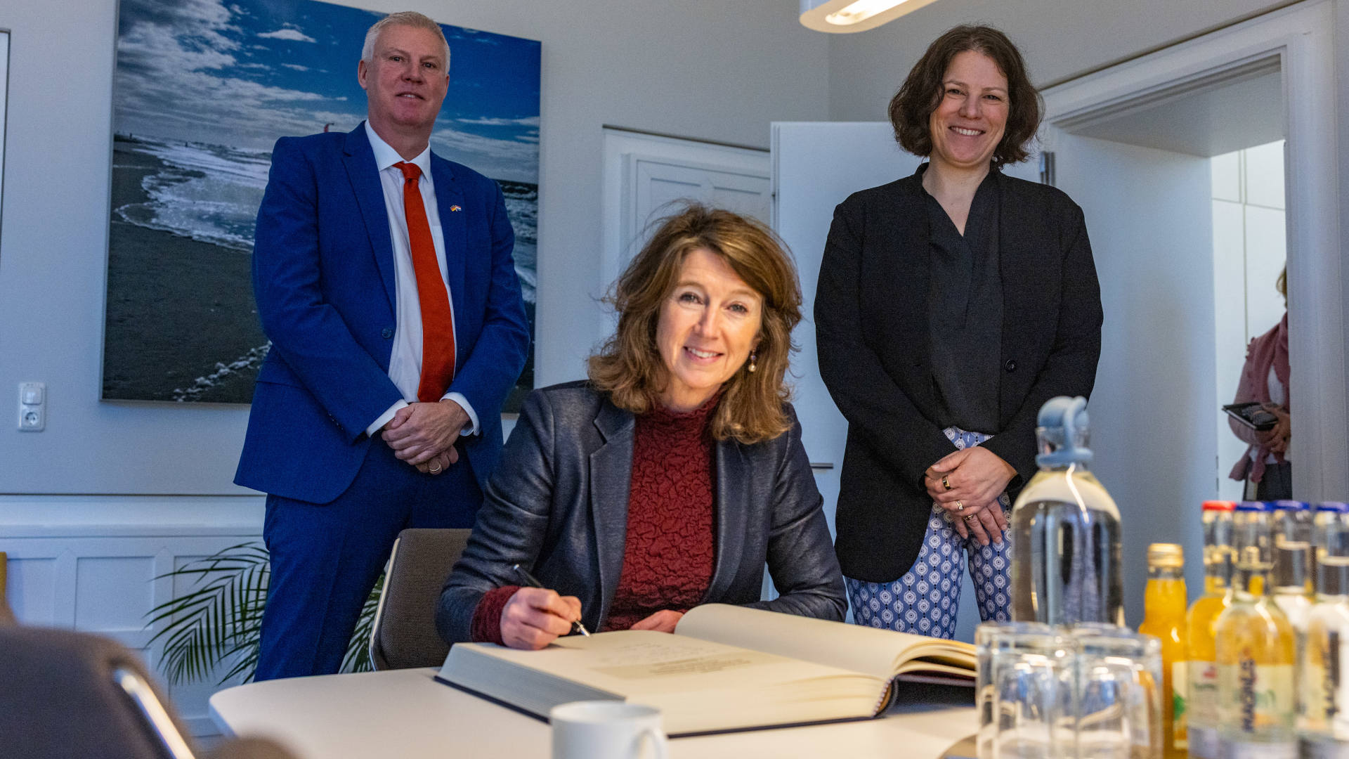 25_12_03_botschafterin_niederlande_SES23071_web © Foto: Landtag, Sönke Ehlers