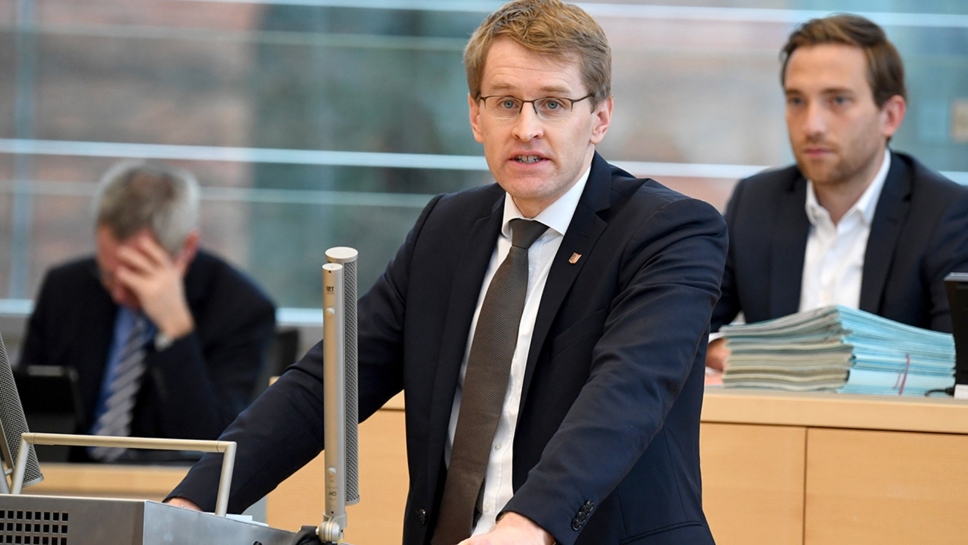 Der schleswig-holsteinische Ministerpräsident Daniel Günther (CDU) spricht am 24. Januar 2018 bei der Landtagssitzung