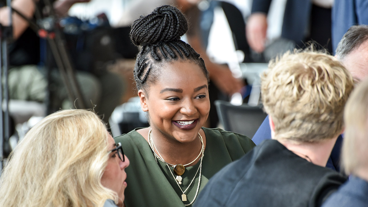 Toure, Aminata Vizelandtagspräsidentin Wahl