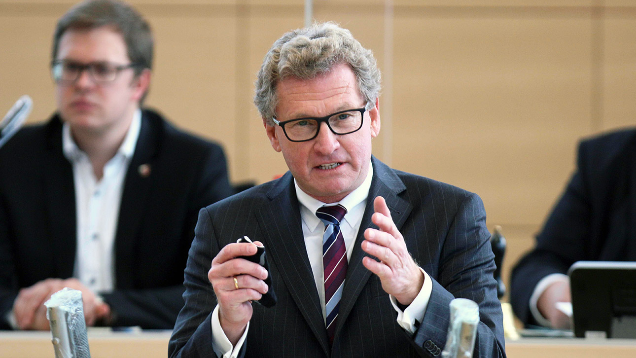 Buchholz Bernd Wirtschaftsminister FDP Plenum