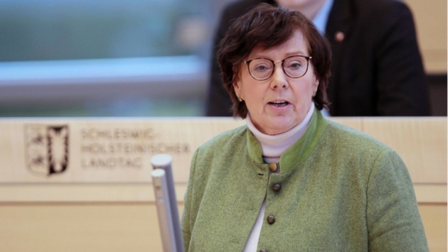 CDU-Innenministerin Sabine Sütterlin-Waack hält eine Rede im Plenarsaal des Schleswig-Holsteinischen Landtages.