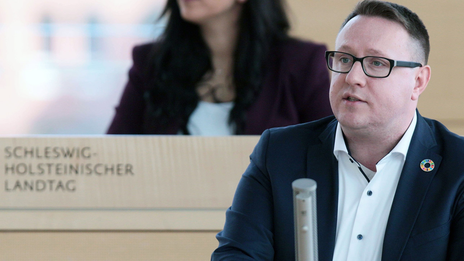 Dirschauer, Christian SSW Plenum © Foto: Michael August Der SSW-Abgeordnete Christian Dirschauer hält eine Rede im Plenarsaal des Schleswig-Holsteinischen Landtages.