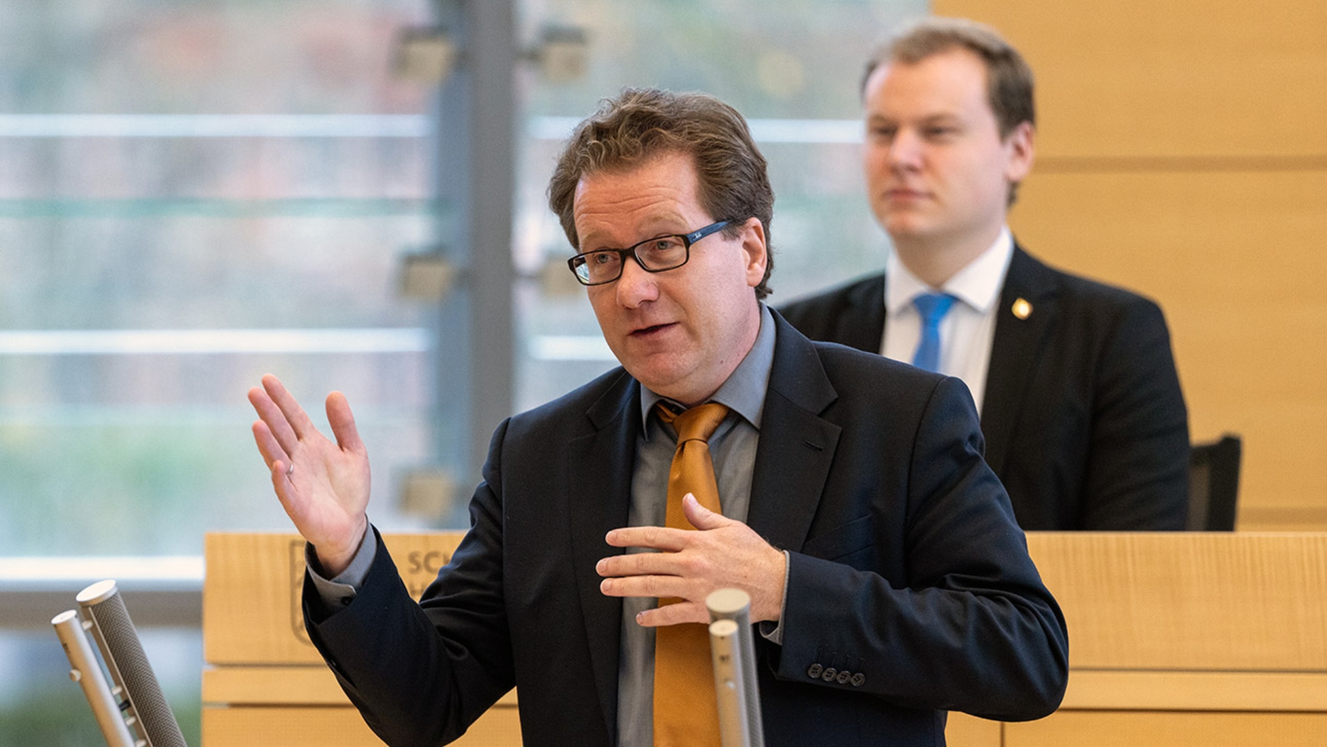 Der SPD-Abgeordnete Martin Habersaat hält eine Rede im Plenarsaal des Schleswig-Holsteischen Landtages.