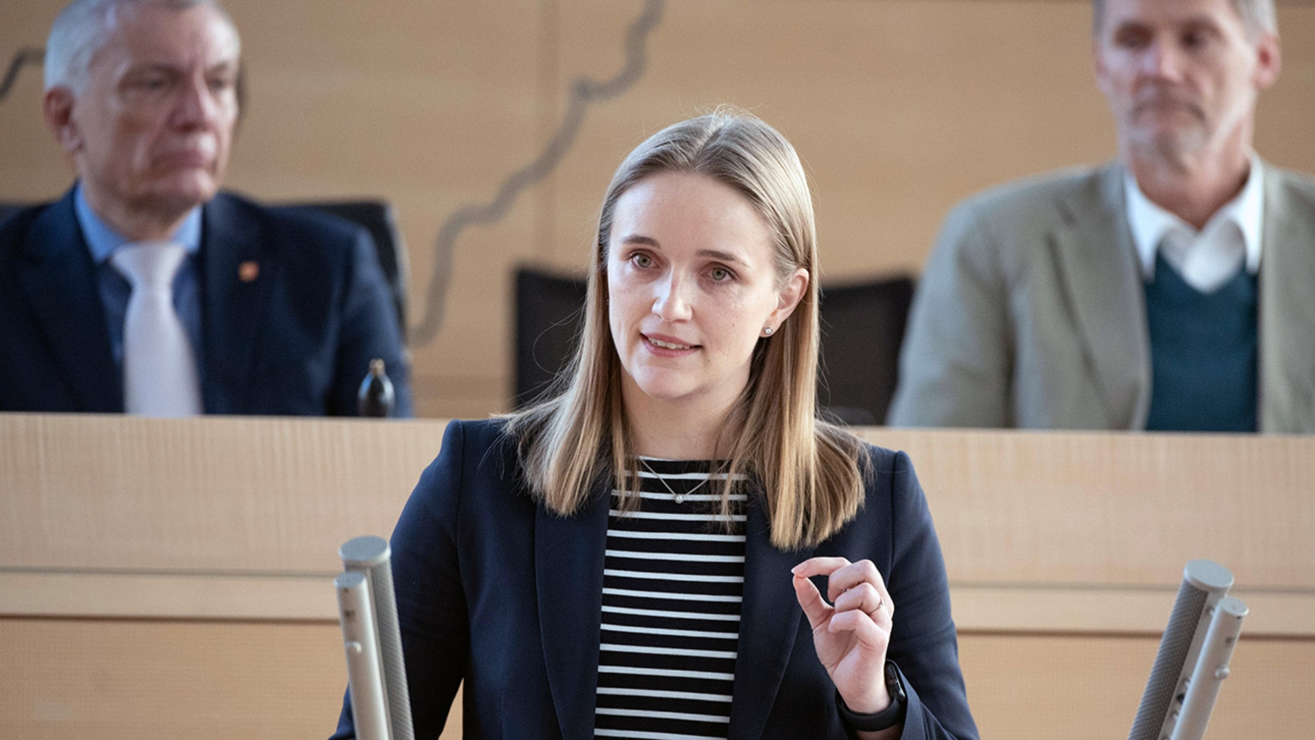 Die CDU-Abgeordnete Birte Glißmann hält eine Rede im Plenarsaal des Schleswig-Holsteinischen Landtages.