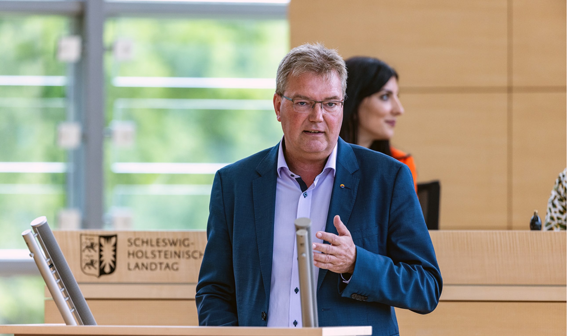 SSW-Fraktionschef Lars Harms hält eine Rede im Plenarsaal des Schleswig-Holsteinischen Landtages.