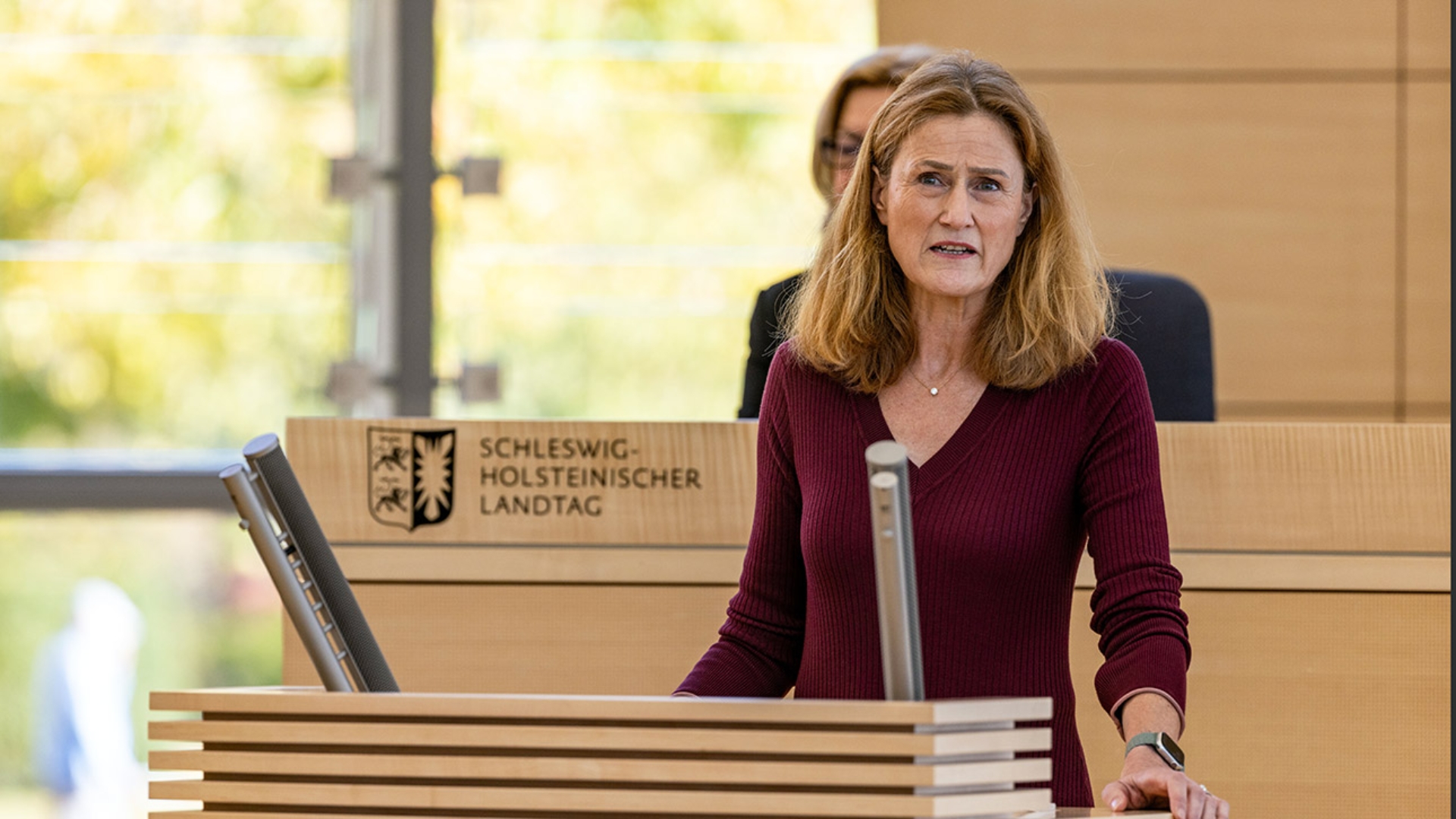 Grünen-Finanzministerin Silke Schneider hält eine Rede im Plenarsaal des Schleswig-Holsteinischen Landtages.