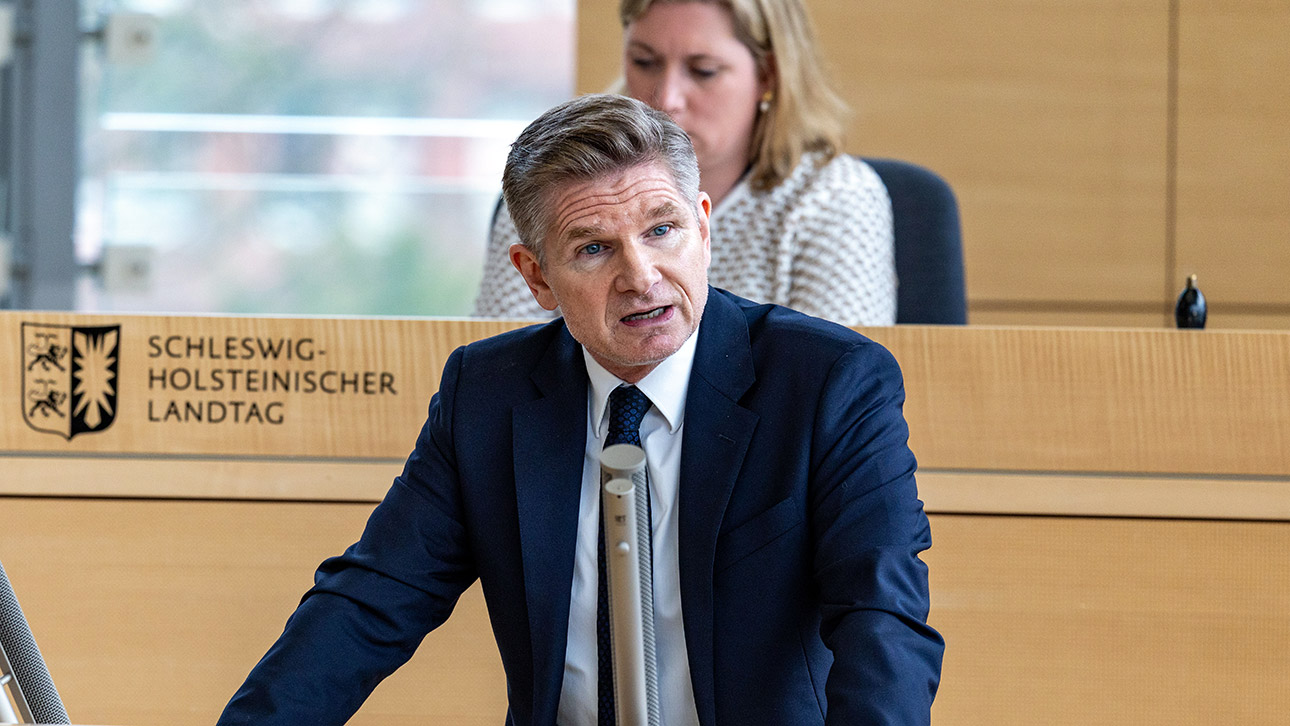 Heiner Garg (FDP): Die Schattenflotte ist „ein weiteres Indiz für die unglaubliche Bedrohungslage“, vor der nicht nur Deutschland, sondern auch seine Verbündeten im Ostseeraum stehen.