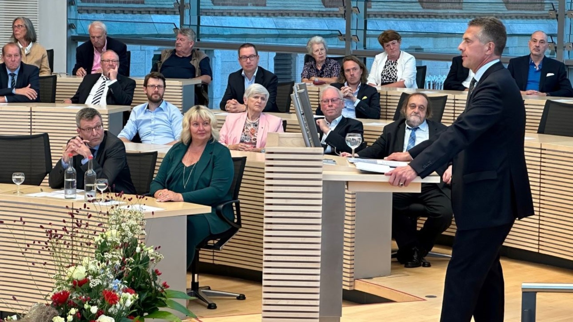 Landtagsdirektor Prof. Dr. Utz Schliesky hält seinen Festvortrag.
