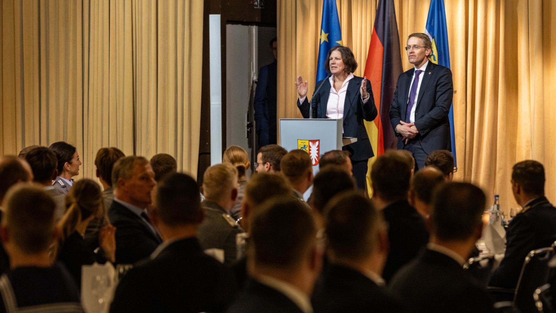 Landtagspräsidentin Kristina Herbst und Ministerpräsident Daniel Günther  danken Soldatinnen und Soldaten mit Empfang für die Bundeswehr