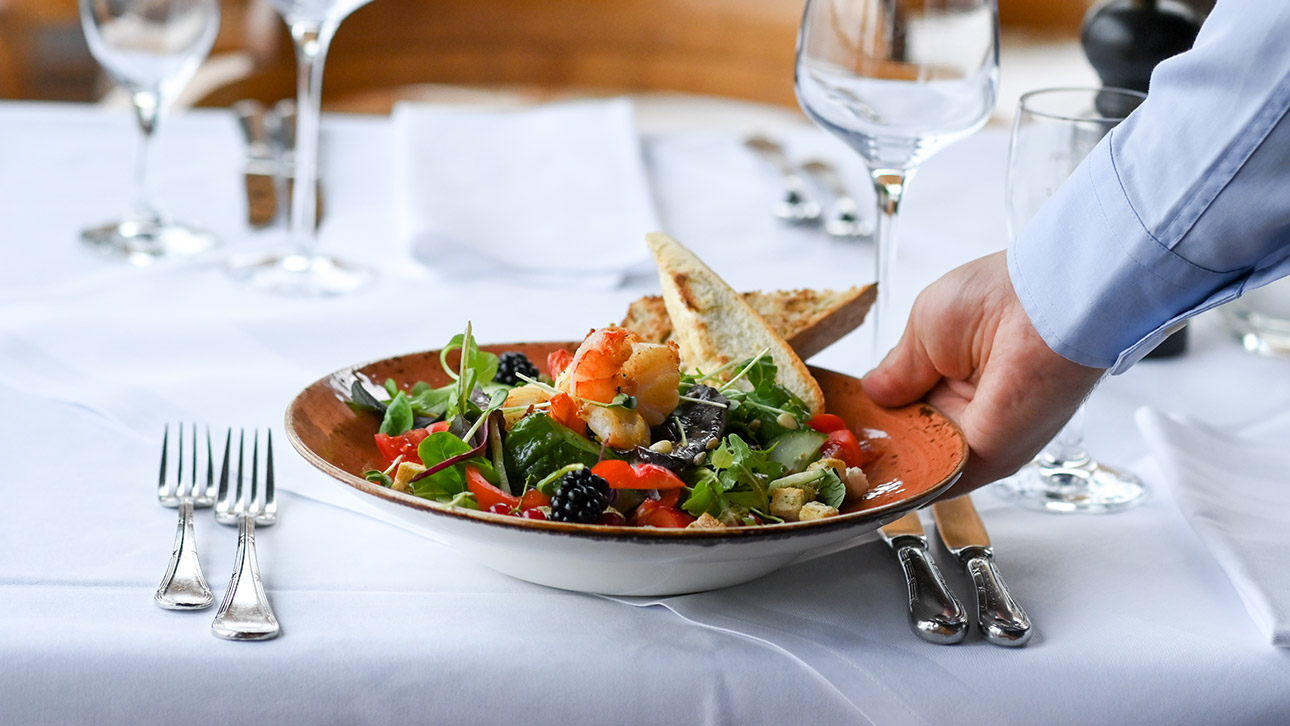 Gastgewerbe Gastronomie Speise Salat Teller Mehrwertsteuer Illustration