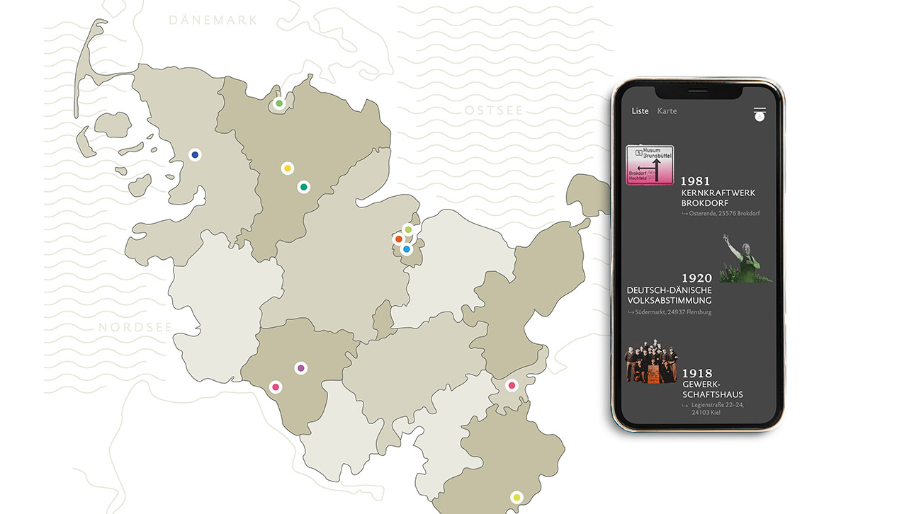 Eine Karte von Schleswig-Holstein mit markierten Punkten, die für Orte der Demokratie stehen. Daneben ein stilisiertes Smartphone.