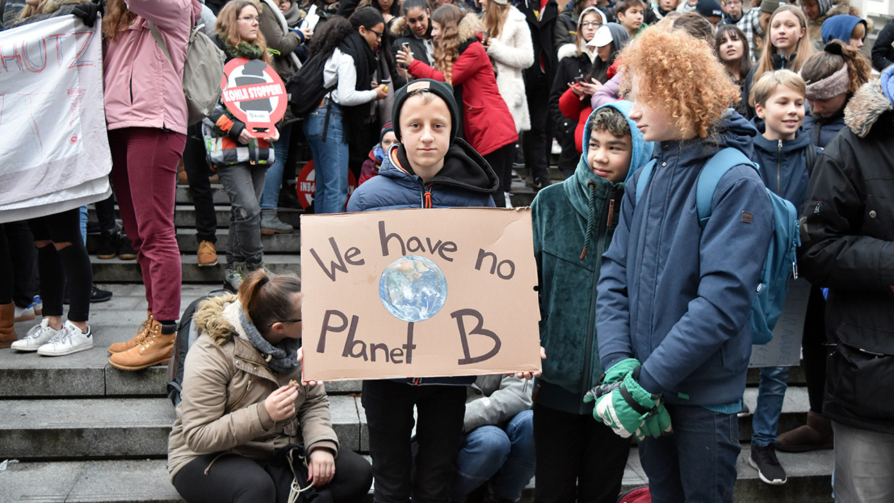 Klima Demo Protest Kiel Schüler
