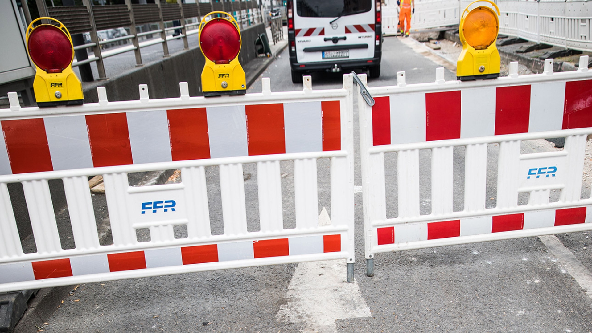 Baustellen-Absperrung vor einer Baustelle
