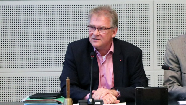 Der neue Vorsitzende des Finanzausschusses im Porträt.