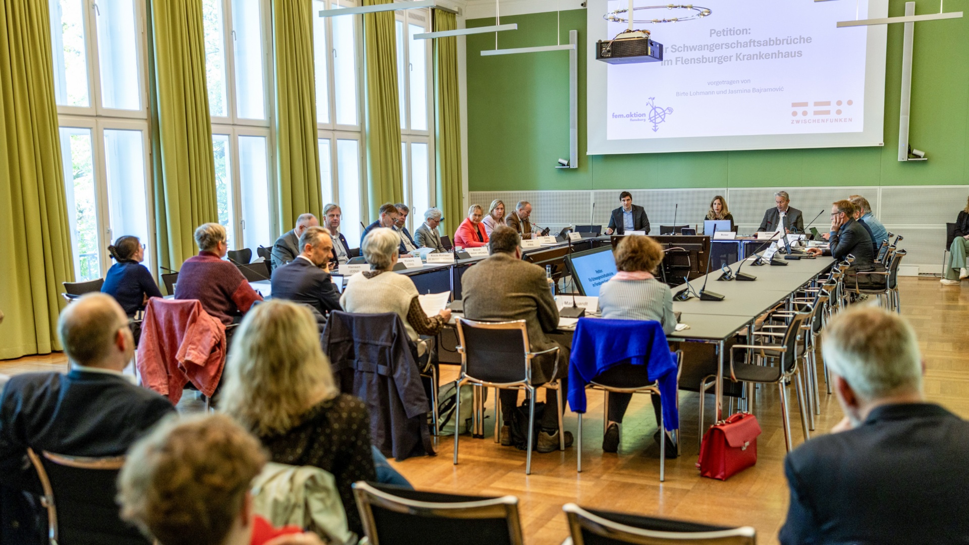 Der Petitionsausschuss tagt zum Thema Schwangerschaftsabbrüche