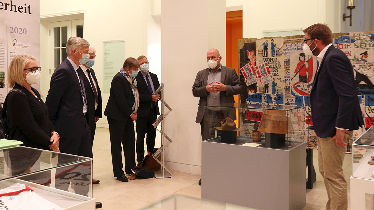 Blick in die gemeinsame Ausstellung des Danevirke Museums und des Deutschen Museums Norschleswig