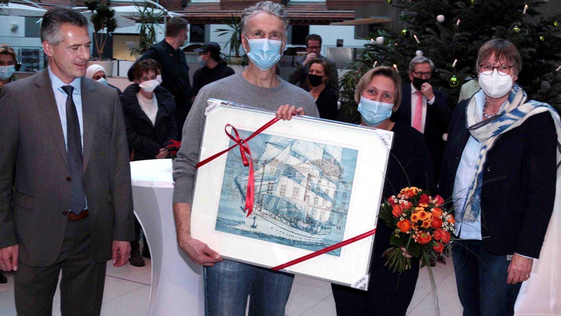 Ehepaar Funck wird in der Kantine des Landeshauses verabschiedet.