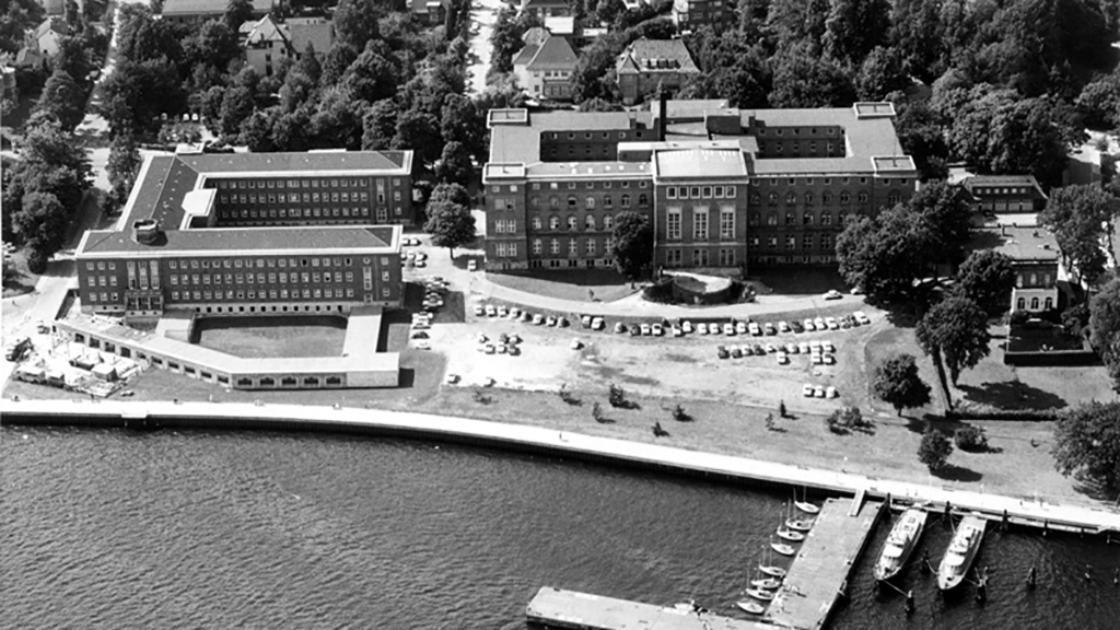 Blick auf das Landeshaus und das Finanzministerium in den 1970er Jahren