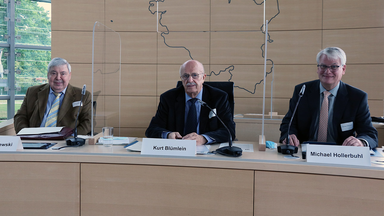 Präsidium des Altenparlaments