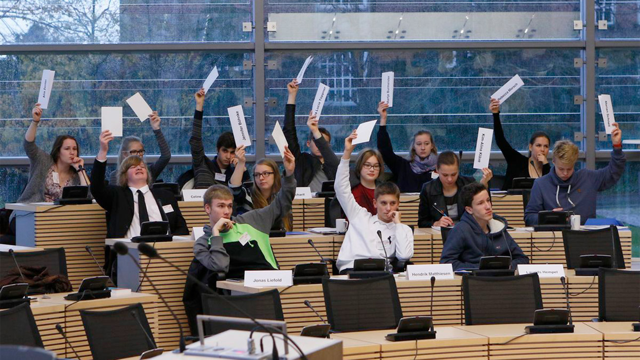 Abstimmung im Jugendparlament
